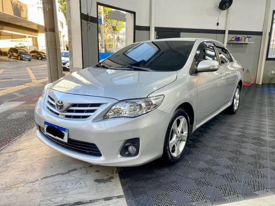 TOYOTA COROLLA 2.0 XEI 16V FLEX 4P AUTOMÁTICO TOYOTA COROLLA 2.0 XEI 16V FLEX 4P AUTOMÁTICO